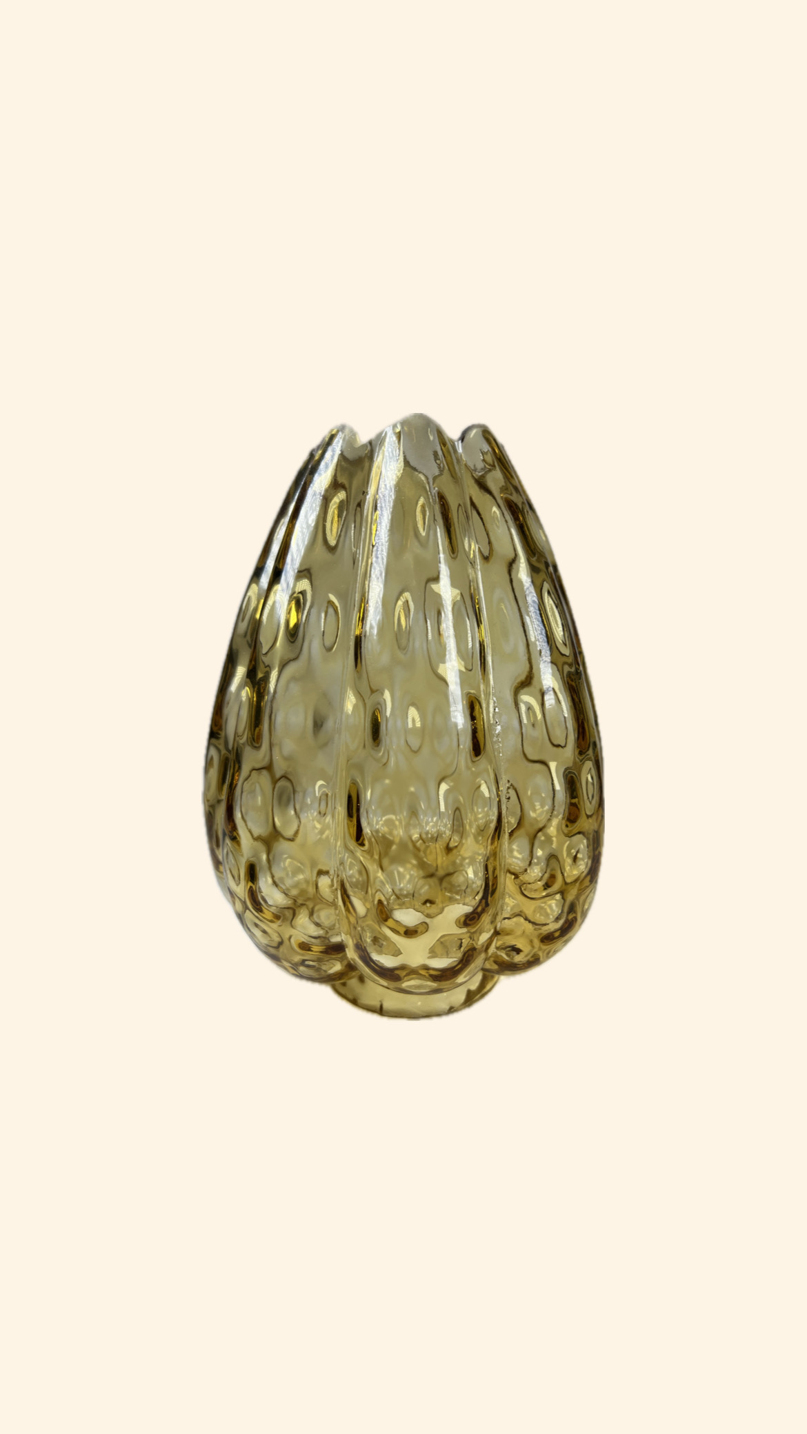Amber tulpankupa från Rosdala glasbruk i amberfärgat glas